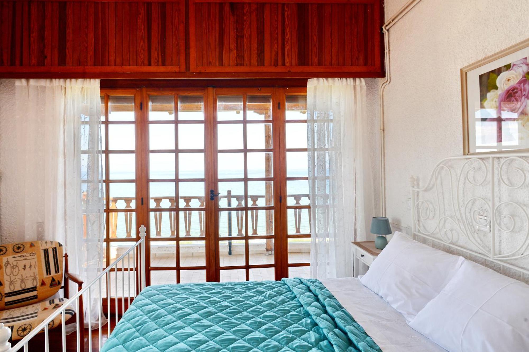 Antorina Beachfront Villas With Private Pools Kamari  Extérieur photo