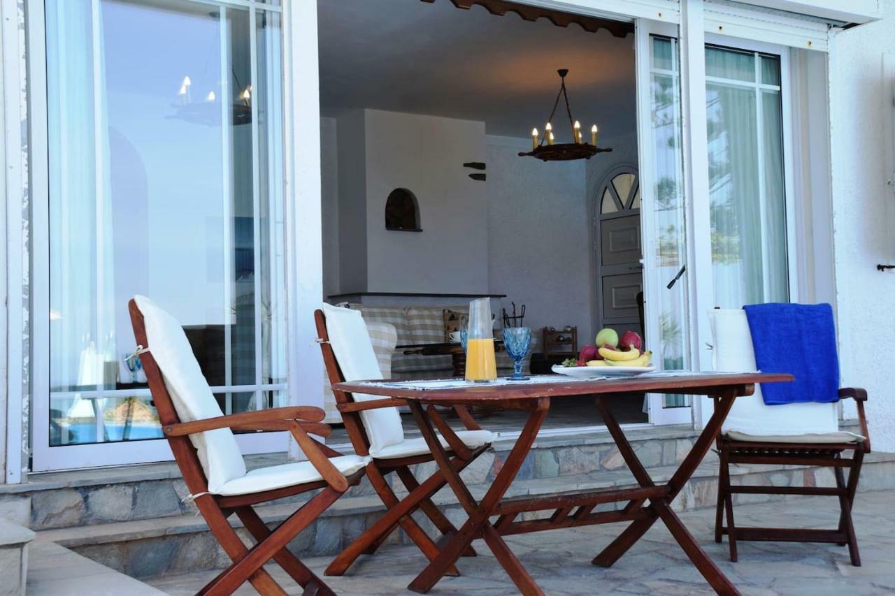 Antorina Beachfront Villas With Private Pools Kamari  Extérieur photo
