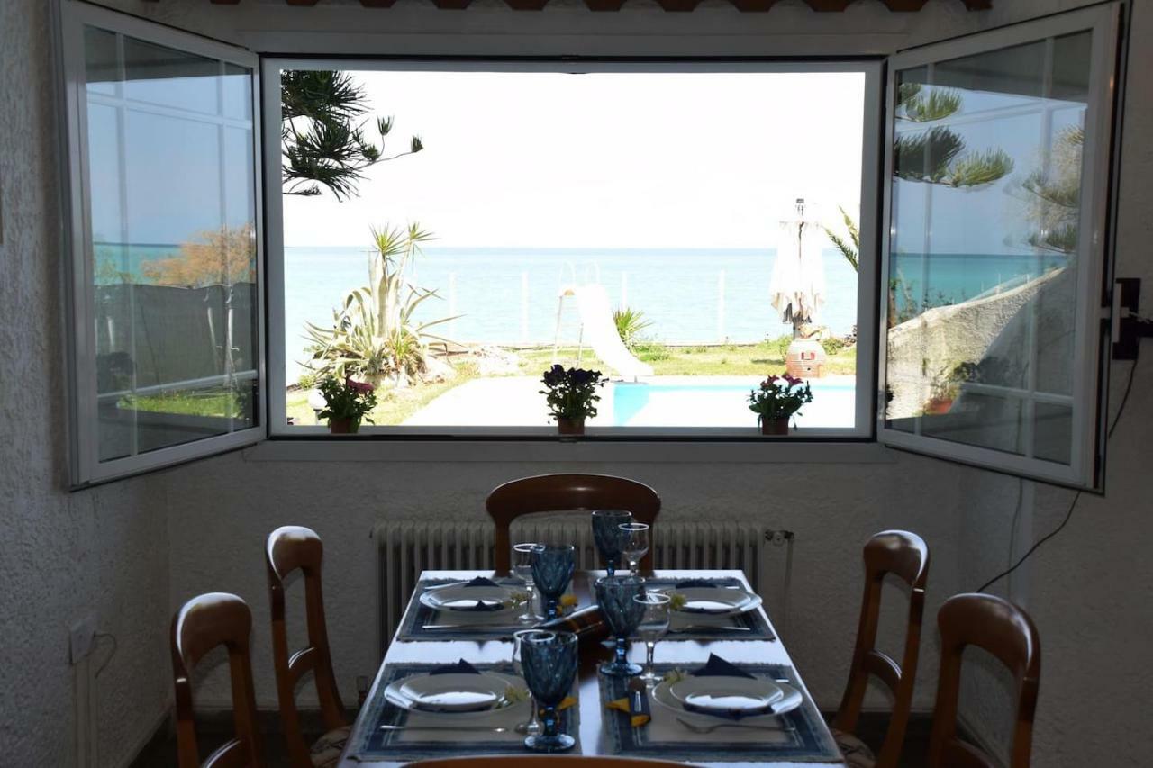 Antorina Beachfront Villas With Private Pools Kamari  Extérieur photo