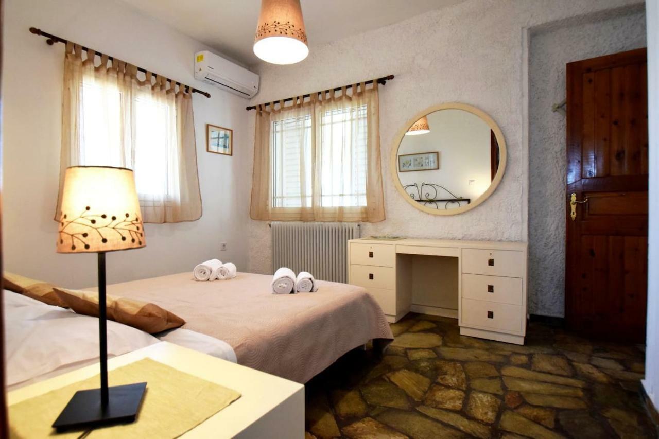 Antorina Beachfront Villas With Private Pools Kamari  Extérieur photo