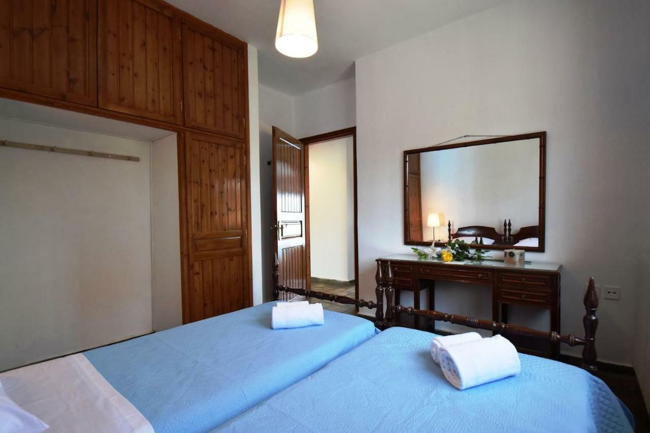 Antorina Beachfront Villas With Private Pools Kamari  Extérieur photo